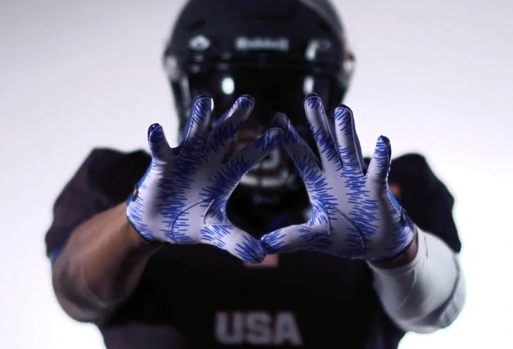 benefits of wearing football gloves